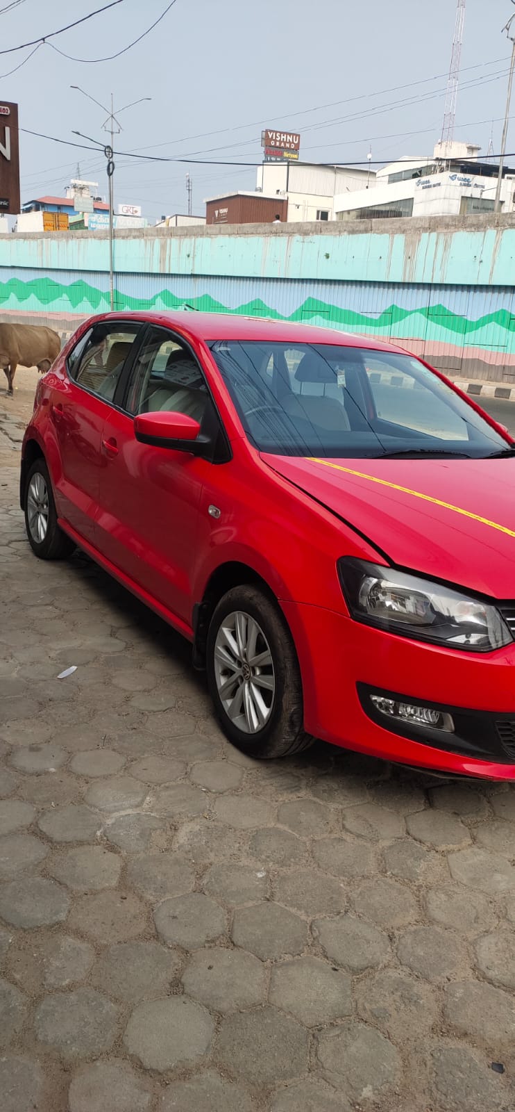 Volkswagen Polo(2012-2014) Highline 1.2l P